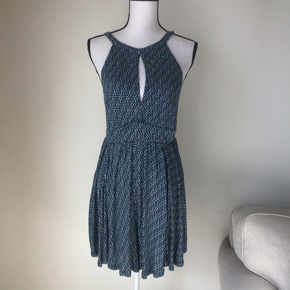 UO Ecoté High-Neck Keyhole Blue Patterned Dress - Picture 5 of 8